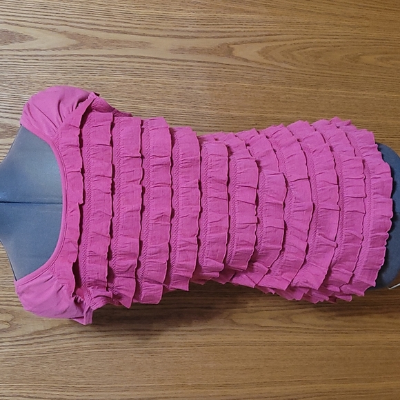 AGB - Pink Ruffle Top (Ladies Medium) - Picture 10 of 11